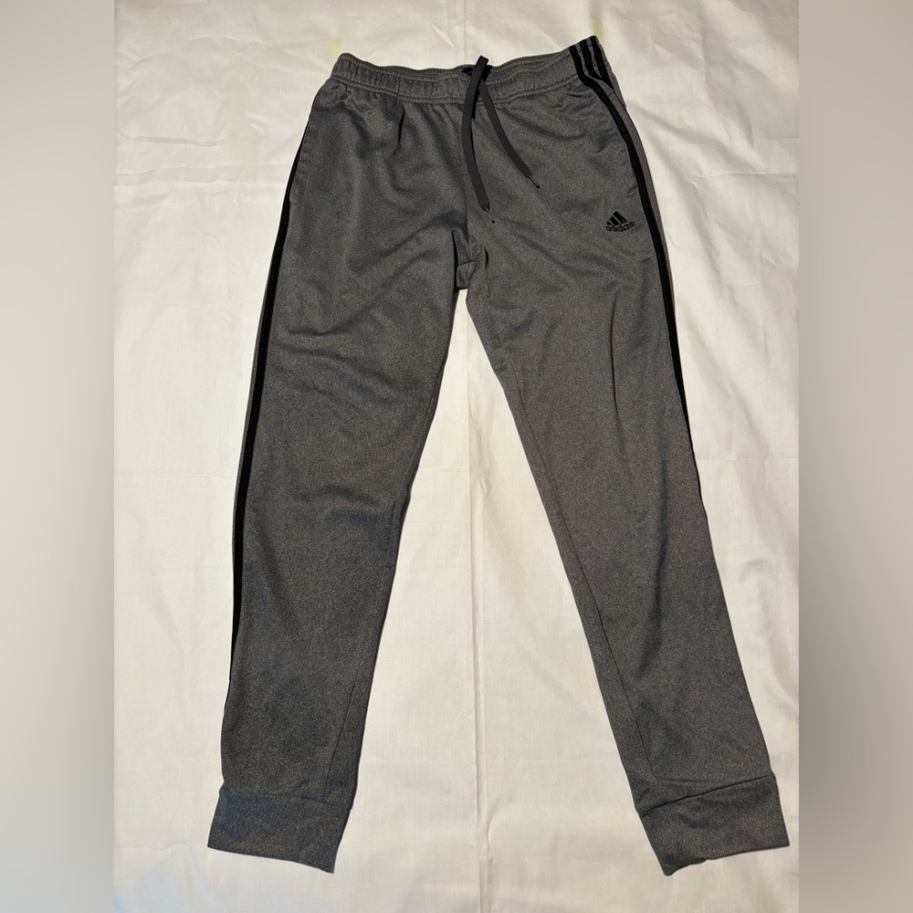 Adidas Gray Men’s Medium Cuffed Joggers